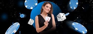 Grafik perbandingan Paito Warna untuk empat permainan slot di 777win apk—Aviator, Sweet Bonanza, Fortune Tiger, Mahjong Ways